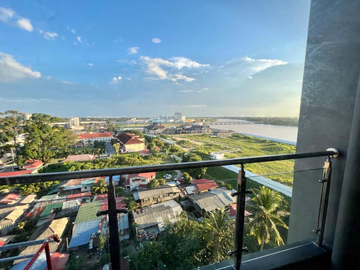 Riverview 8Pax 2Br In Kbtown Ps4, Netflix A-1-12 Kota Bharu Bagian luar foto